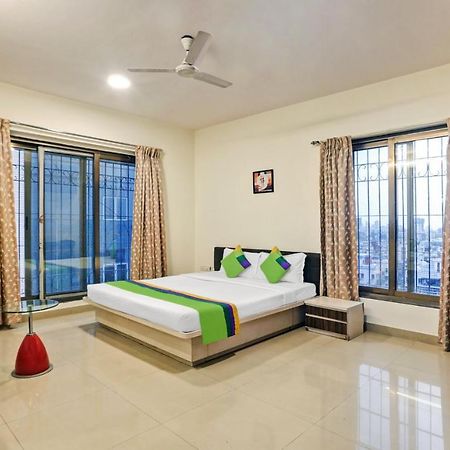 Treebo Trend Bandra Apartments Mumbai Exterior photo