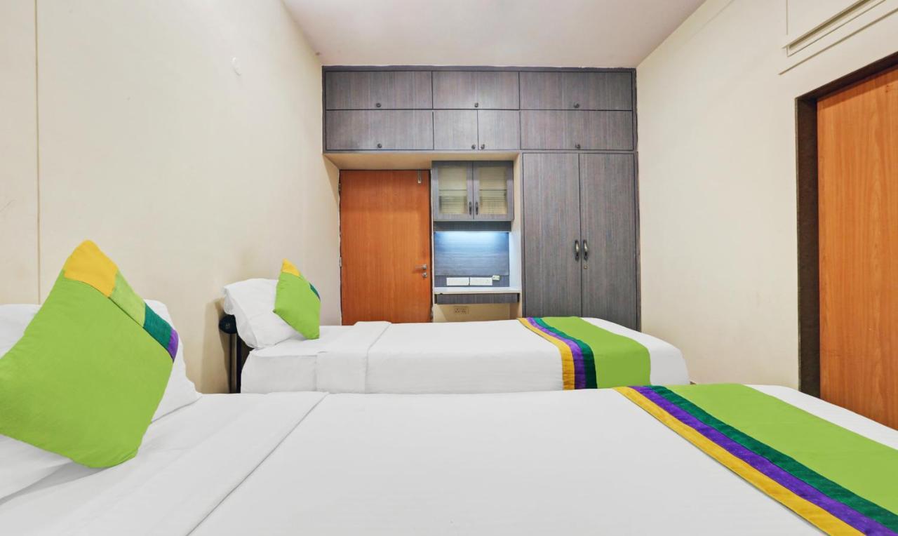 Treebo Trend Bandra Apartments Mumbai Exterior photo