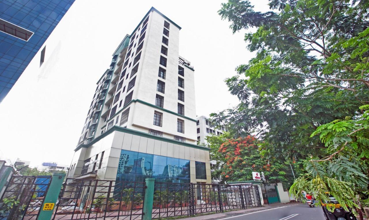 Treebo Trend Bandra Apartments Mumbai Exterior photo